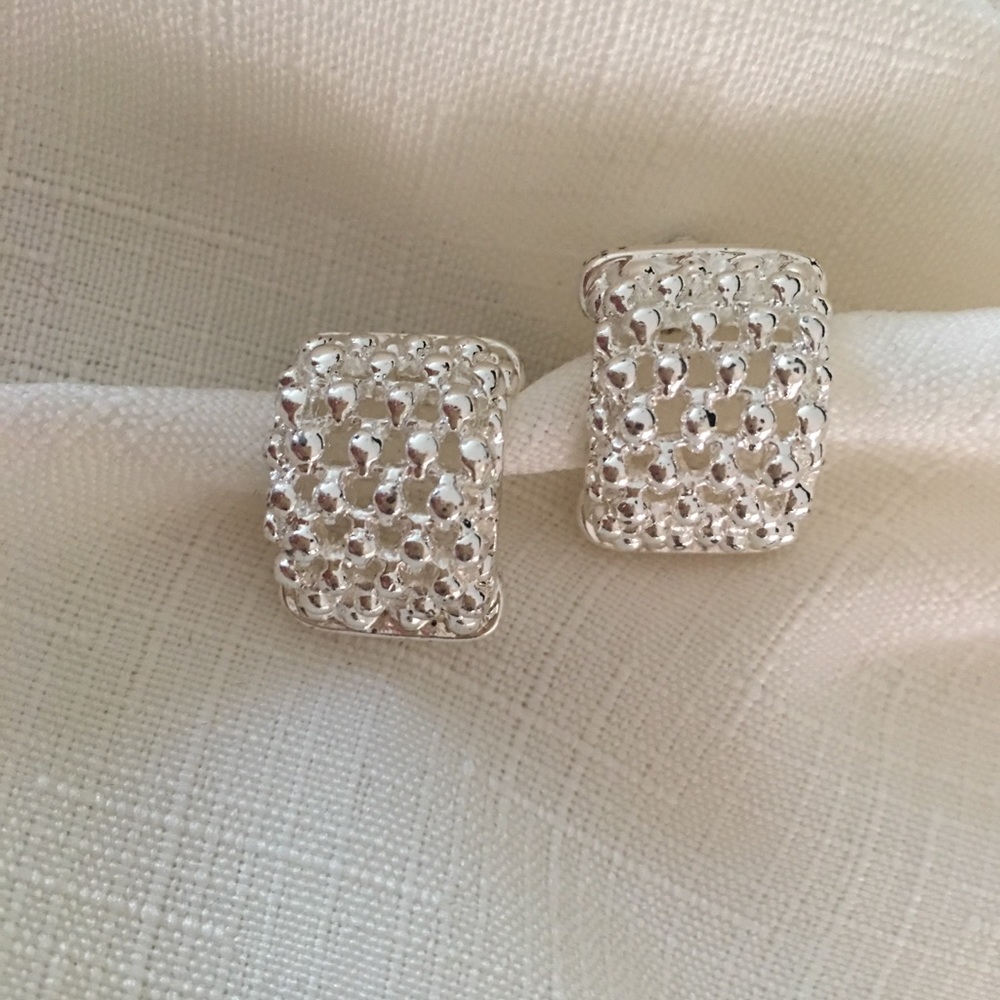 Classic Better Fashion Silver-tone Clip Earrings